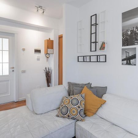 Casa Eleonora - Pavia - By Host4U Leilighet Eksteriør bilde